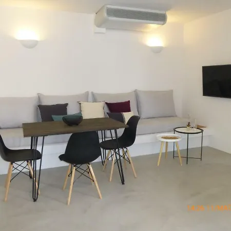 Aplada 5* Oia (Santorini)